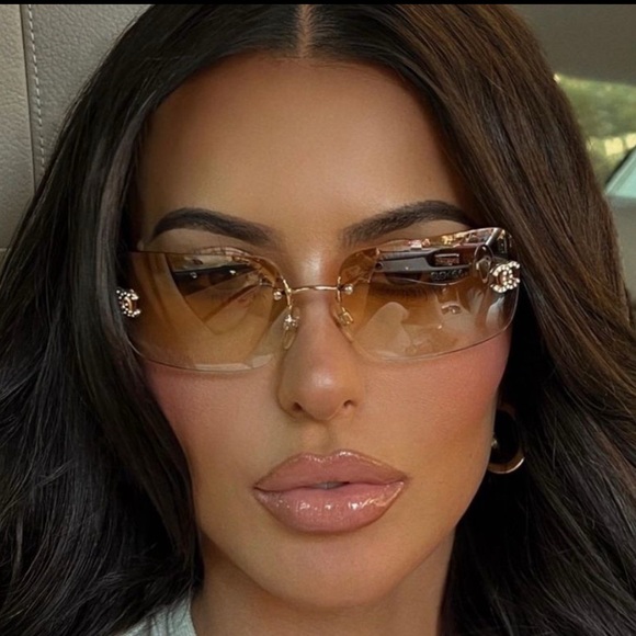 LIKE NEW🦋 RARE CHANEL BLUE RIMLESS CRYSTAL CC SUNGLASSES 4017-D - Picture 1 of 16